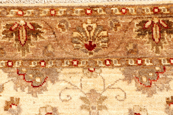 Blanched Almond Ziegler 2' 7 x 9' 9 - No. 65309 - ALRUG Rug Store