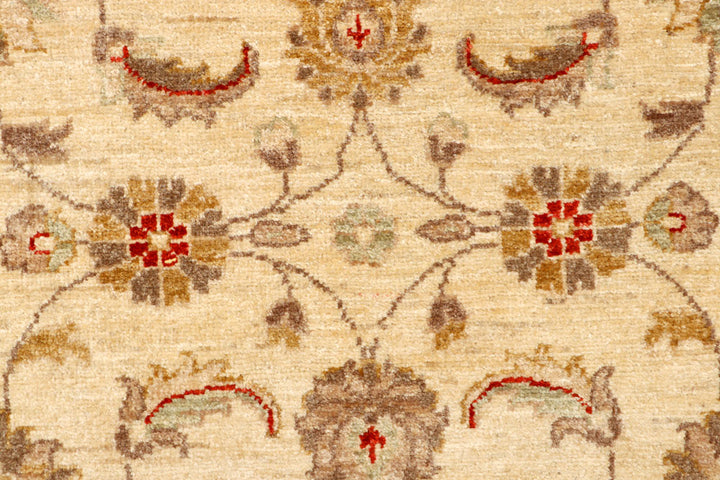 Cornsilk Ziegler 2' 8 x 9' 7 - No. 65311 - ALRUG Rug Store