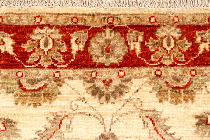 Blanched Almond Ziegler 2' 9 x 9' 7 - No. 65313 - ALRUG Rug Store