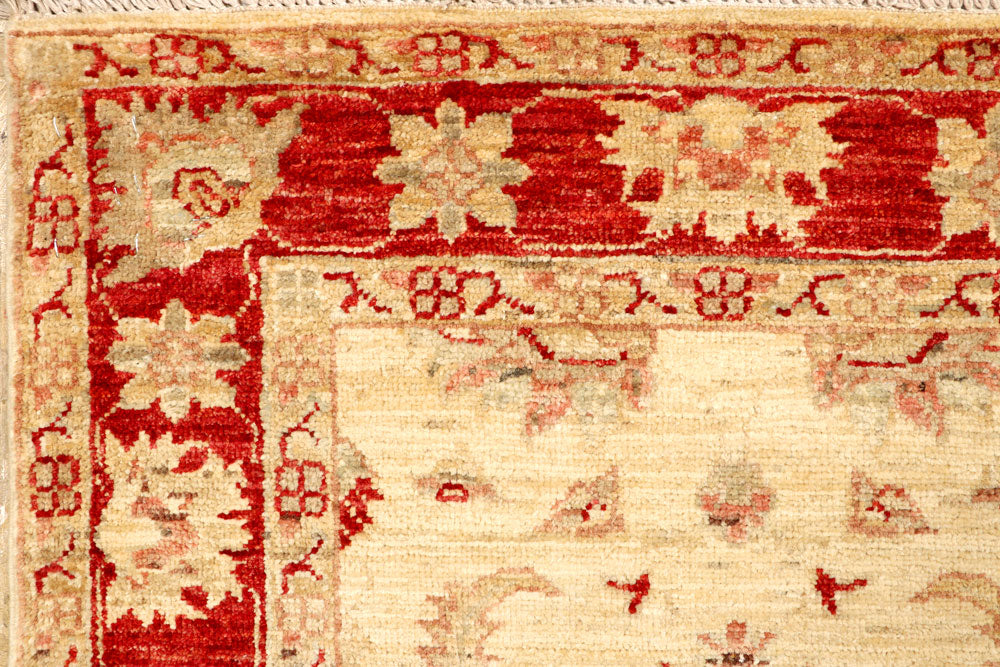 Blanched Almond Ziegler 2' 9 x 9' 10 - No. 65315 - ALRUG Rug Store