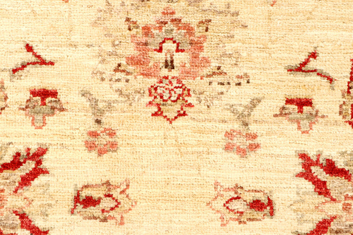 Blanched Almond Ziegler 2' 9 x 9' 10 - No. 65315 - ALRUG Rug Store