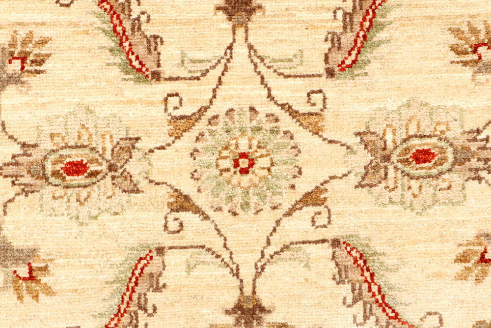 Blanched Almond Ziegler 2' 7 x 9' 5 - No. 65316 - ALRUG Rug Store