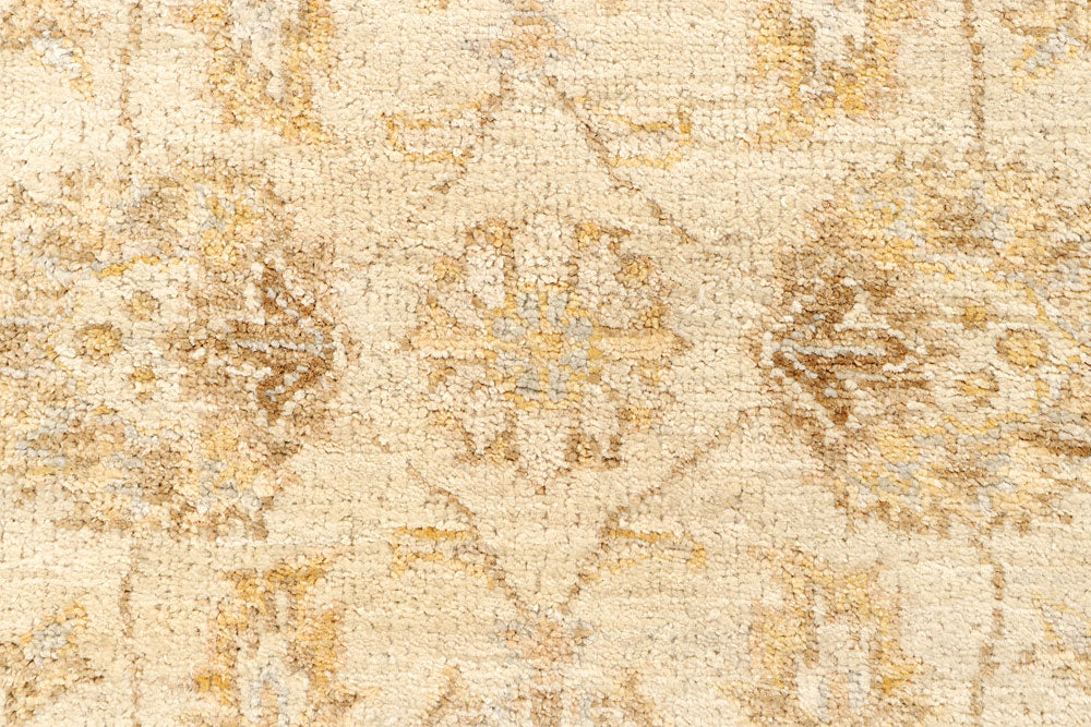 Blanched Almond Ziegler 2' 9 x 8' 4 - No. 65318 - ALRUG Rug Store