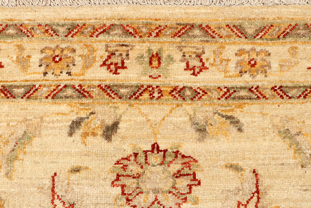 Blanched Almond Ziegler 2' 9 x 8' 1 - No. 65320 - ALRUG Rug Store