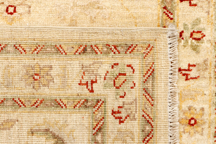 Blanched Almond Ziegler 2' 9 x 8' 1 - No. 65320 - ALRUG Rug Store