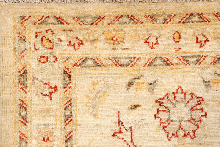 Blanched Almond Ziegler 2' 8 x 9' 10 - No. 65322 - ALRUG Rug Store