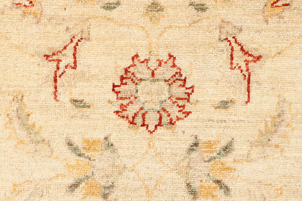 Blanched Almond Ziegler 2' 8 x 9' 10 - No. 65322 - ALRUG Rug Store