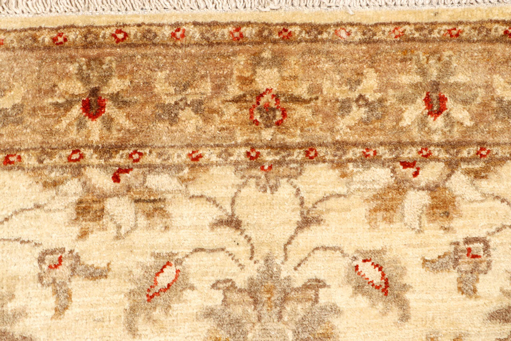 Bisque Ziegler 2' 9 x 9' 7 - No. 65323 - ALRUG Rug Store