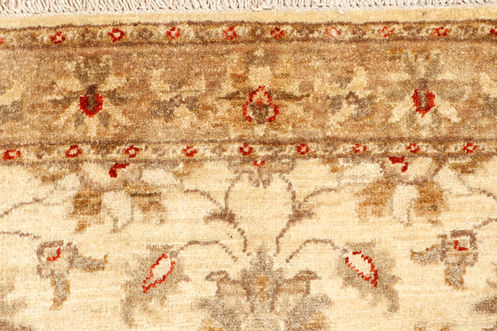 Bisque Ziegler 2' 9 x 9' 7 - No. 65323 - ALRUG Rug Store