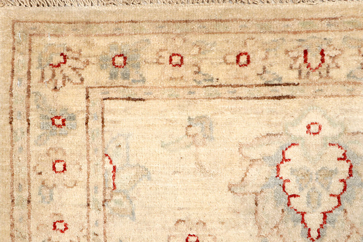 Bisque Ziegler 2' 9 x 9' 9 - No. 65326 - ALRUG Rug Store