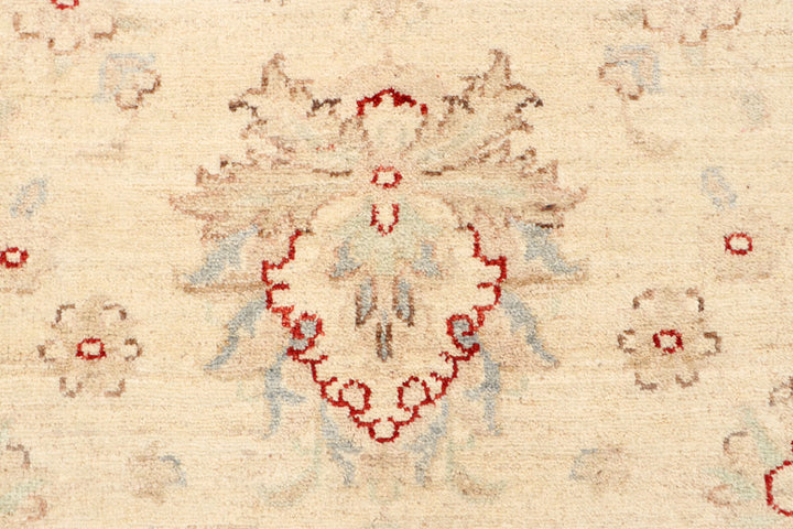 Bisque Ziegler 2' 9 x 9' 9 - No. 65326 - ALRUG Rug Store