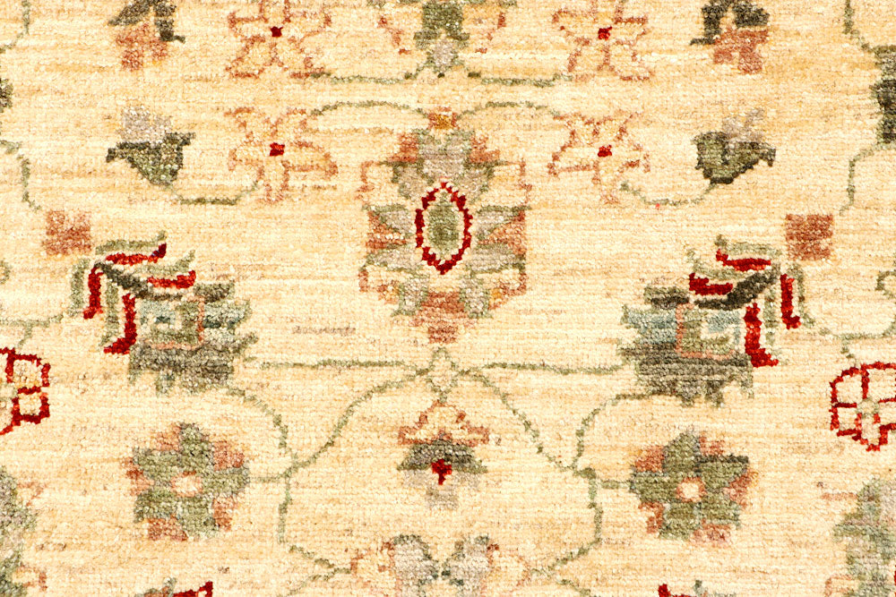 Blanched Almond Ziegler 2' 9 x 9' 6 - No. 65327 - ALRUG Rug Store