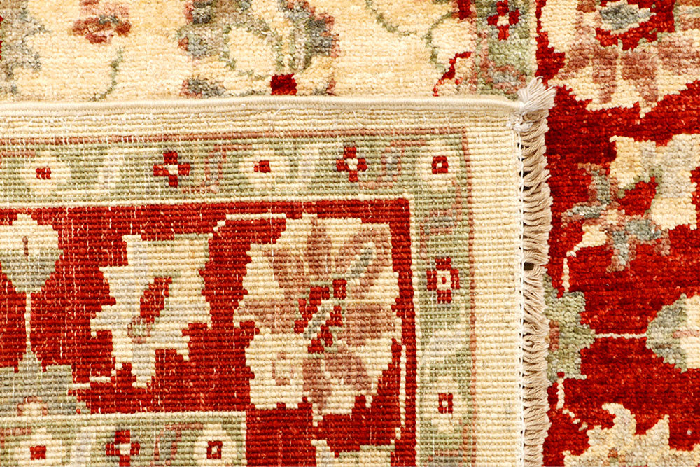 Blanched Almond Ziegler 2' 9 x 9' 6 - No. 65327 - ALRUG Rug Store