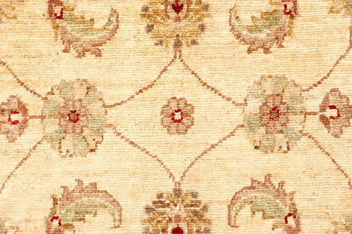 Navajo White Ziegler 2' 7 x 9' 9 - No. 65328 - ALRUG Rug Store