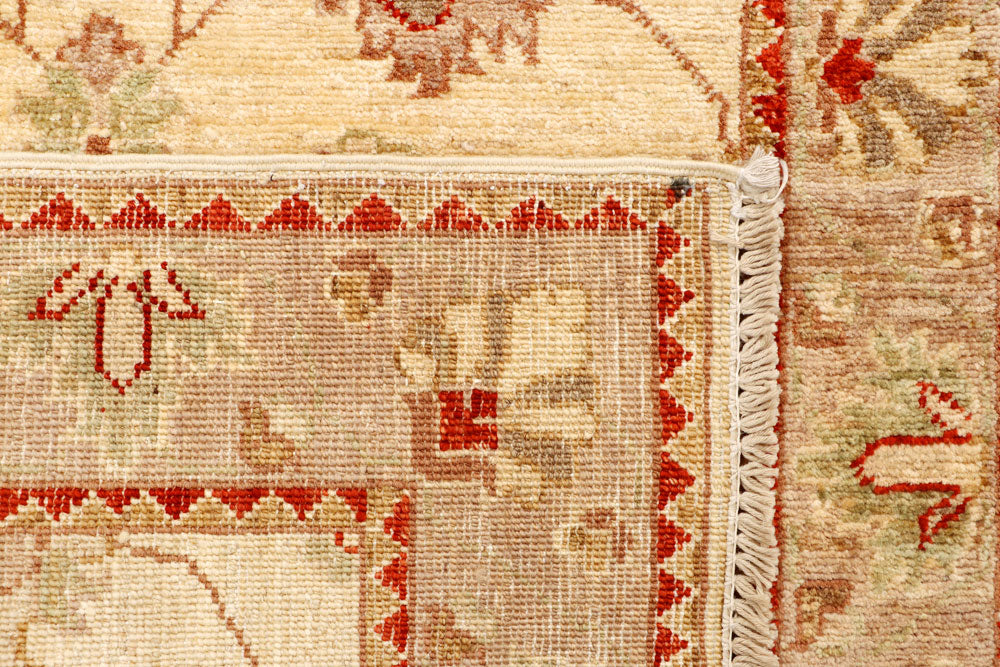 Navajo White Ziegler 2' 7 x 9' 9 - No. 65328 - ALRUG Rug Store