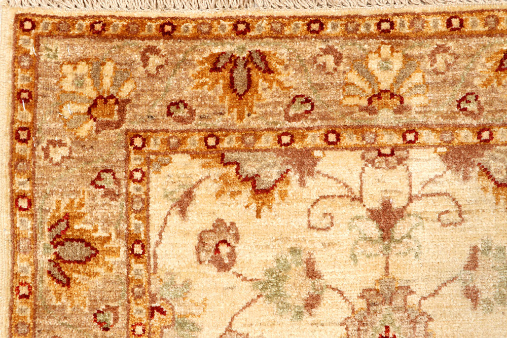 Bisque Ziegler 2' 9 x 9' 7 - No. 65330 - ALRUG Rug Store