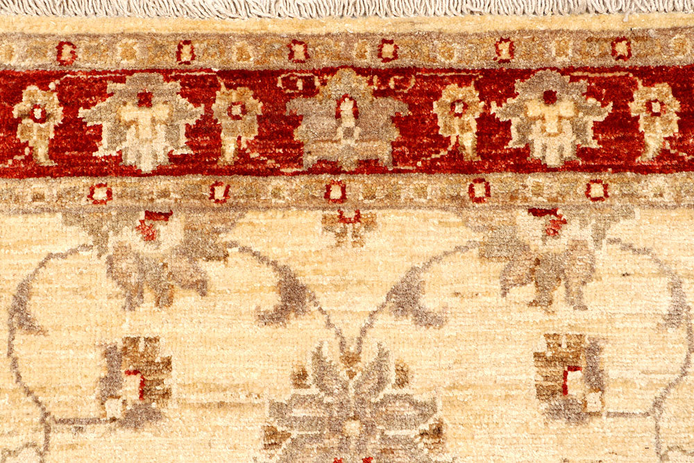 Bisque Ziegler 2' 7 x 9' 7 - No. 65331 - ALRUG Rug Store