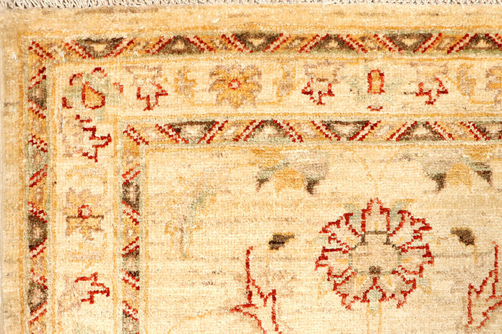 Navajo White Ziegler 2' 8 x 9' 10 - No. 65333 - ALRUG Rug Store