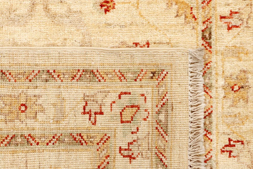 Navajo White Ziegler 2' 8 x 9' 10 - No. 65333 - ALRUG Rug Store