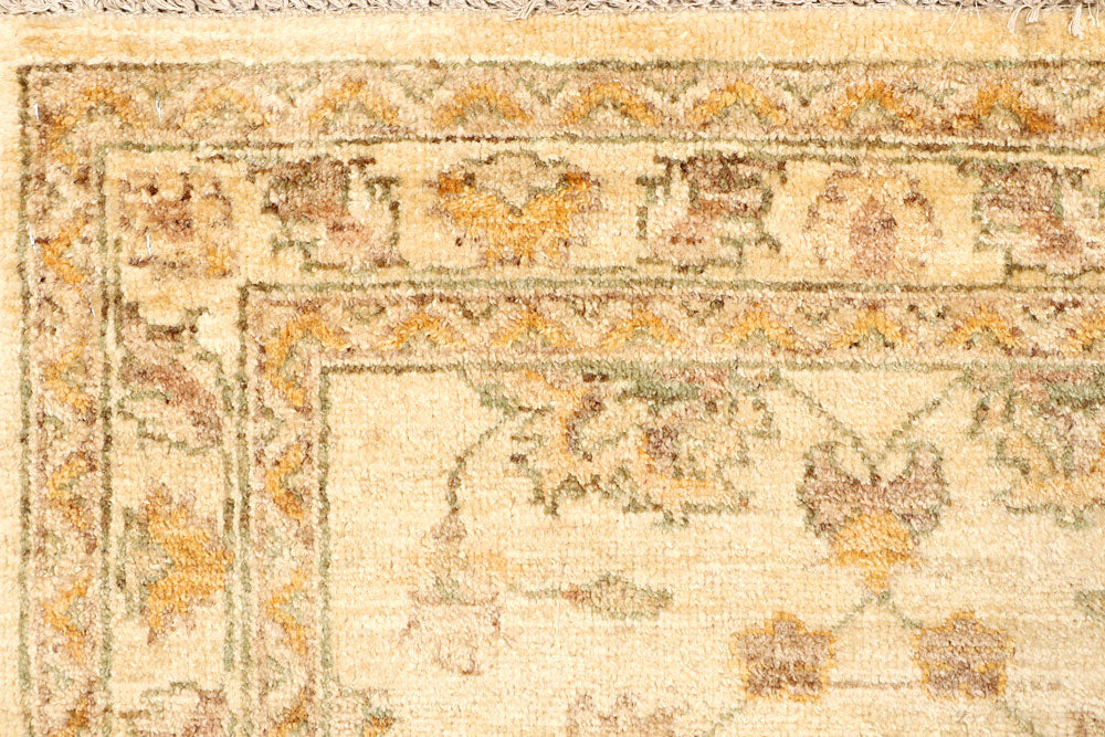 Blanched Almond Ziegler 2' 6 x 9' 7 - No. 65337 - ALRUG Rug Store