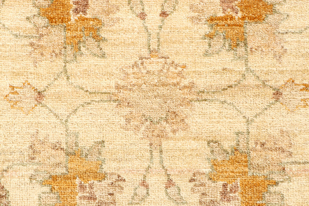 Blanched Almond Ziegler 2' 6 x 9' 7 - No. 65337 - ALRUG Rug Store