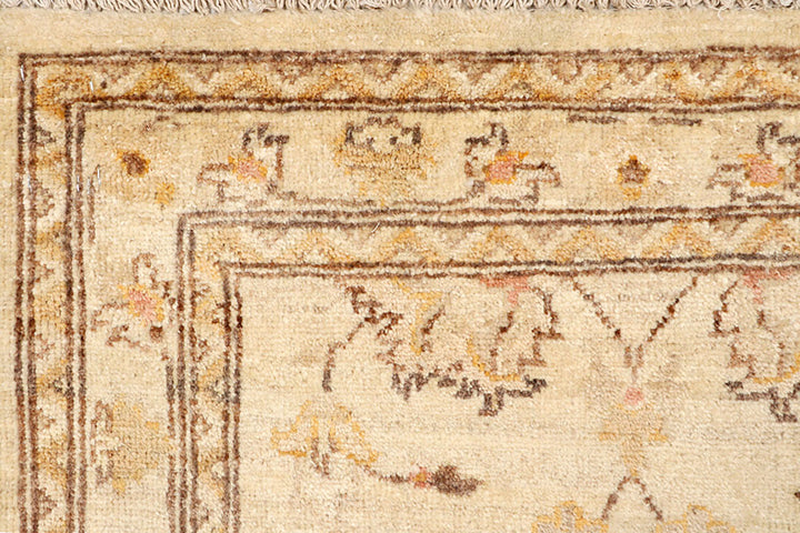 Navajo White Ziegler 2'  6" x 9'  10" - No. QA12552