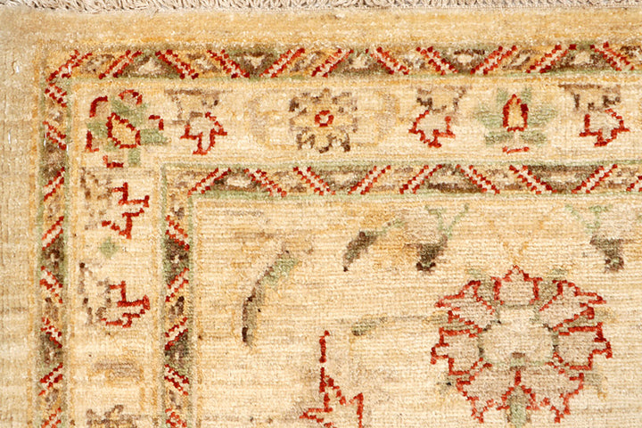 Navajo White Ziegler 2' 9 x 9' 9 - No. 65339 - ALRUG Rug Store