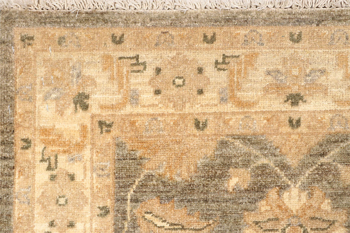Tan Ziegler 2' 7 x 10' 6 - No. 65340 - ALRUG Rug Store