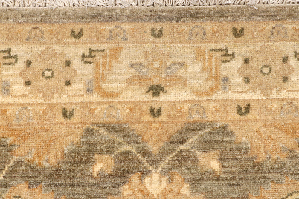 Tan Ziegler 2' 7 x 10' 6 - No. 65340 - ALRUG Rug Store