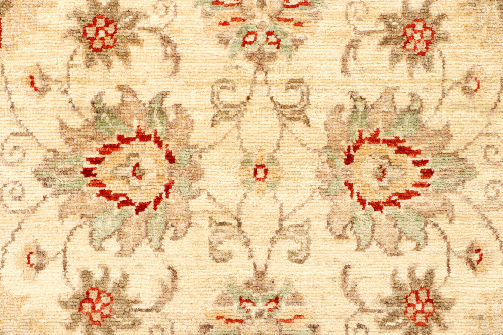 Navajo White Ziegler 2' 7 x 9' 7 - No. 65346 - ALRUG Rug Store