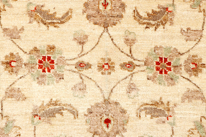 Cornsilk Ziegler 2' 7 x 10' 4 - No. 65348 - ALRUG Rug Store