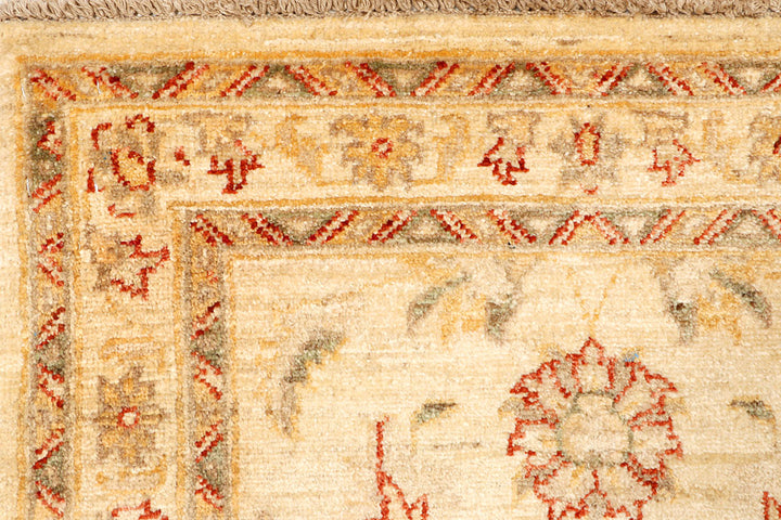 Blanched Almond Ziegler 2' 7 x 9' 9 - No. 65353 - ALRUG Rug Store