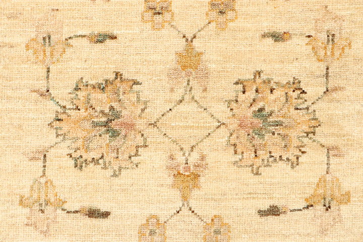 Navajo White Ziegler 2'  8" x 9'  10" - No. QA73225