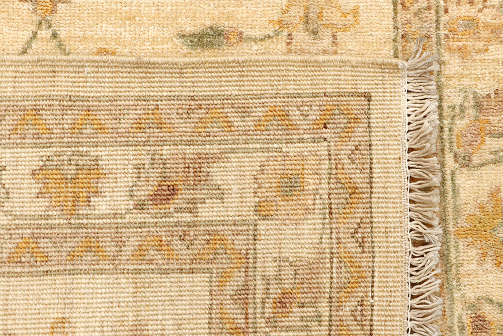 Navajo White Ziegler 2' 8 x 9' 10 - No. 65356 - ALRUG Rug Store