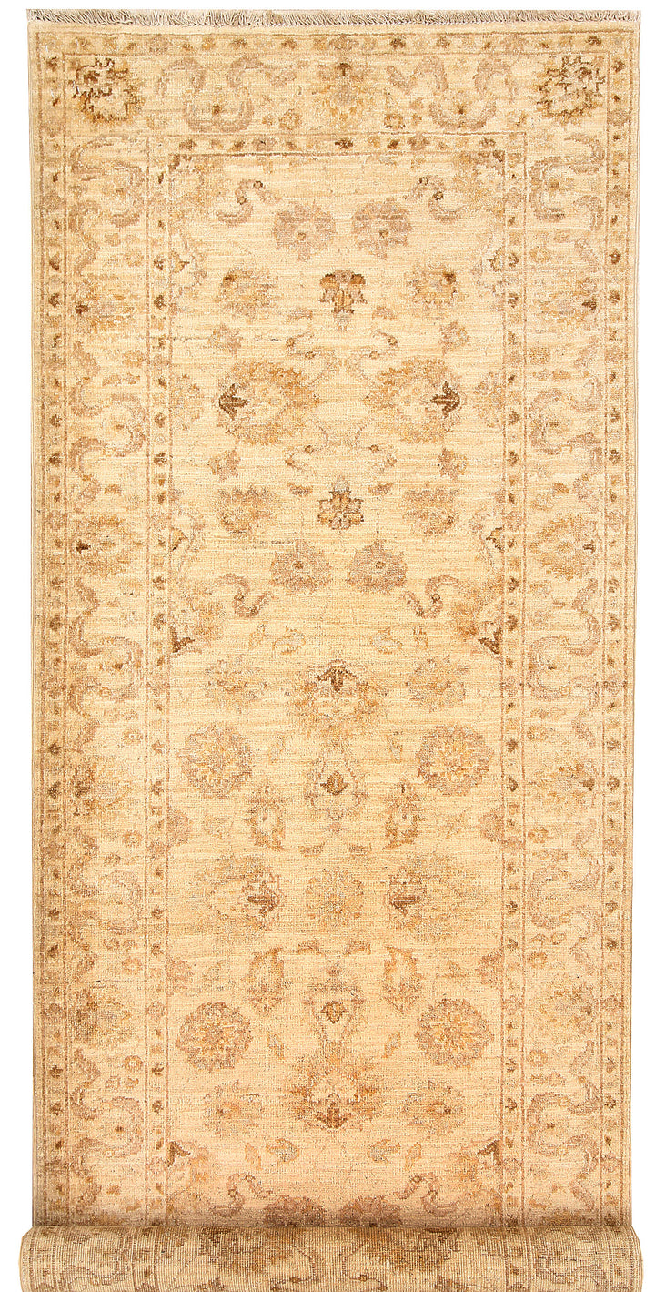 Blanched Almond Ziegler 2' 10 x 8' 2 - No. 65357 - ALRUG Rug Store