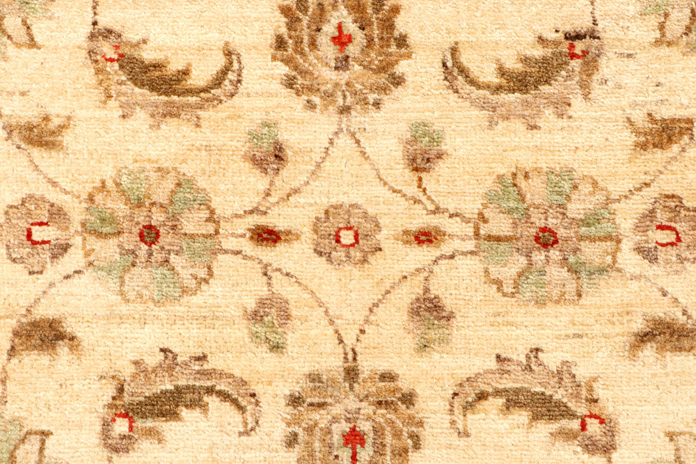 Blanched Almond Ziegler 2' 8 x 9' 7 - No. 65362 - ALRUG Rug Store