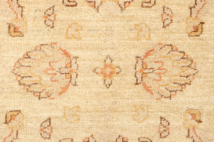 Navajo White Oushak 2'  6" x 9'  7" - No. QA15041