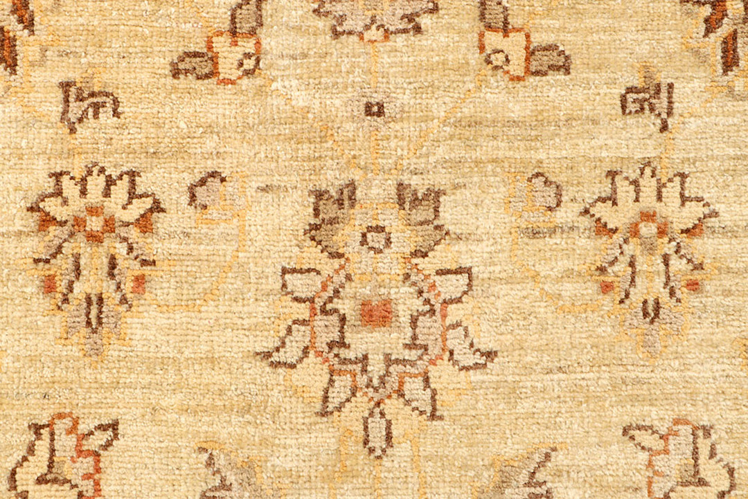 Navajo White Oushak 2'  7" x 11'  5" - No. QA82417