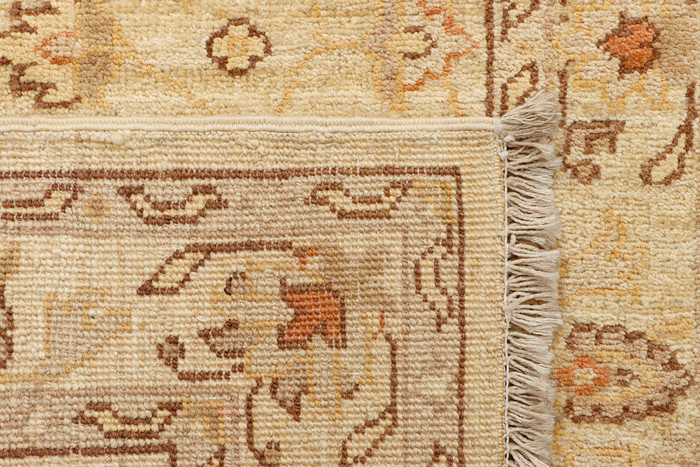 Navajo White Oushak 2' 7 x 11' 5 - No. 65378 - ALRUG Rug Store