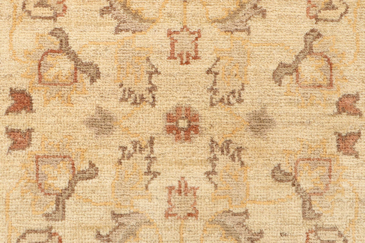 Navajo White Oushak 2' 5 x 11' 8 - No. 65381 - ALRUG Rug Store