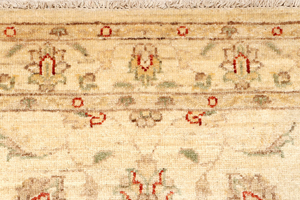 Bisque Oushak 2' 7 x 10' 2 - No. 65384 - ALRUG Rug Store