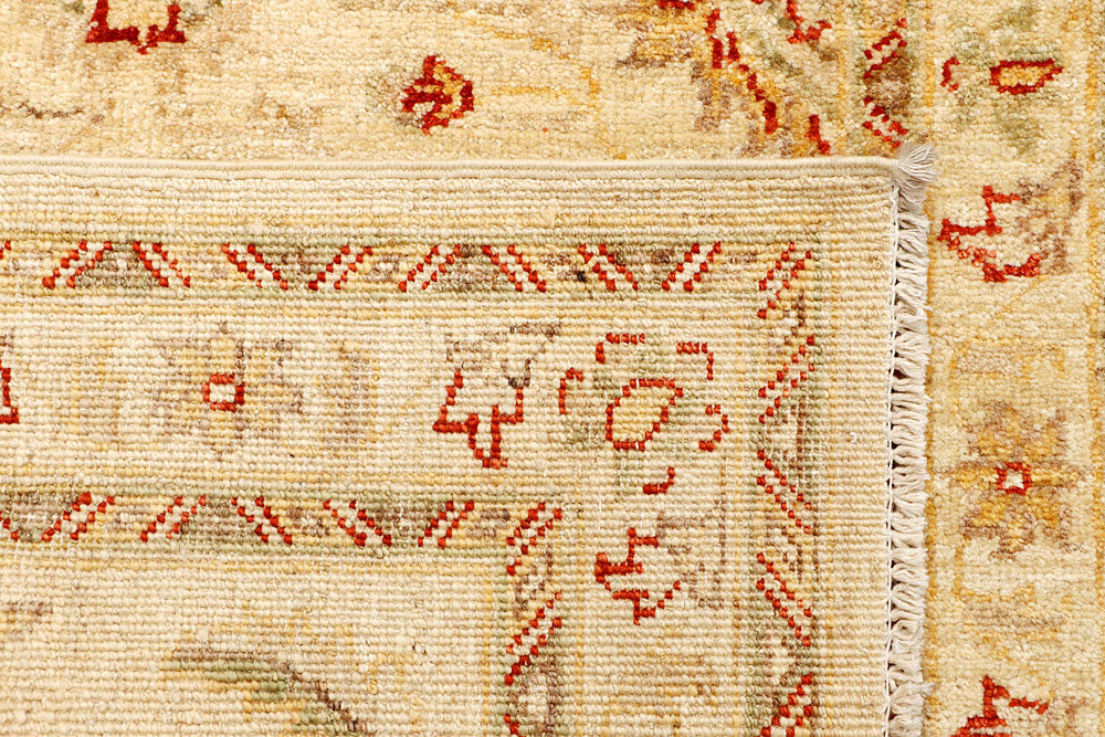 Navajo White Ziegler 2' 6 x 10' 1 - No. 65391 - ALRUG Rug Store