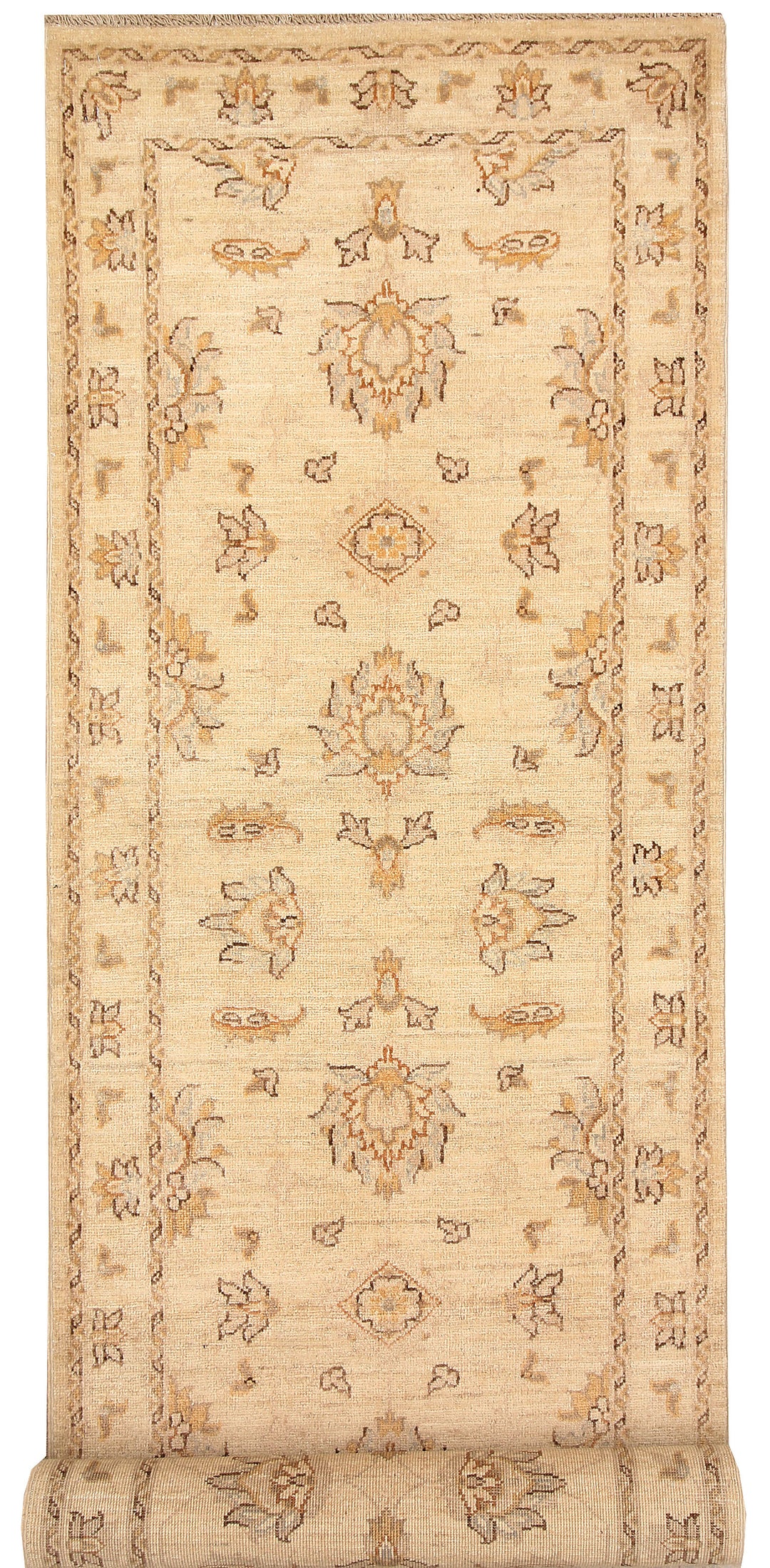 Blanched Almond Ziegler 2' 7 x 9' 11 - No. 65393 - ALRUG Rug Store
