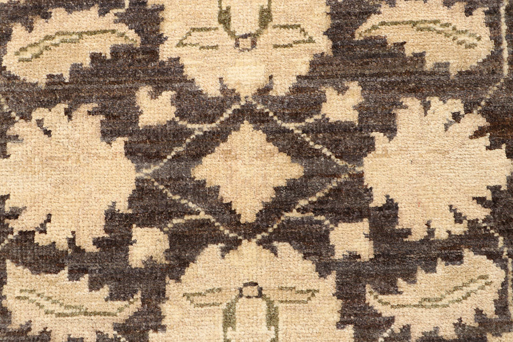 Saddle Brown Ziegler 2' 6 x 9' 11 - No. 65396 - ALRUG Rug Store