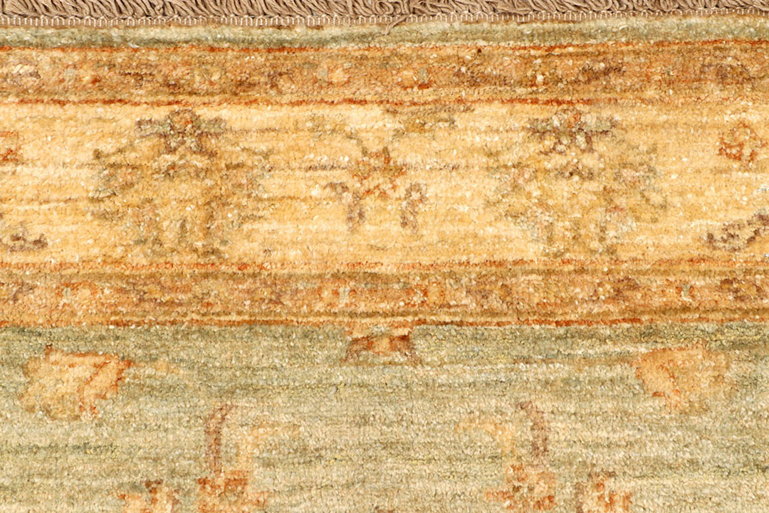 Antique White Oushak 2'  9" x 8'  8" - No. QA33375