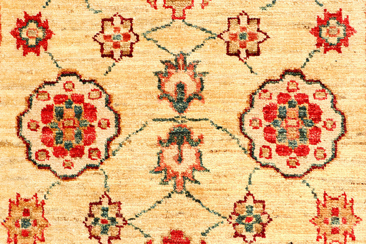 Navajo White Ziegler 2' 4 x 10' 2 - No. 65430 - ALRUG Rug Store