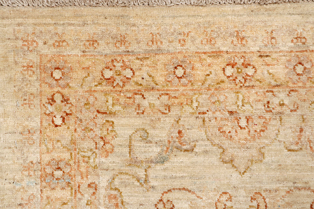 Blanched Almond Oushak 2' 5 x 8' 6 - No. 65435 - ALRUG Rug Store
