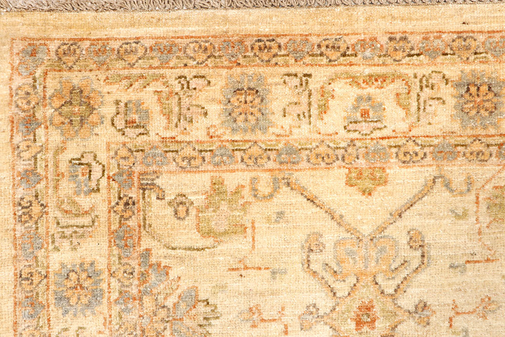 Blanched Almond Ziegler 2' 7 x 7' 11 - No. 65475 - ALRUG Rug Store