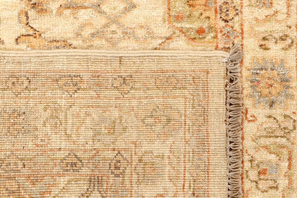 Blanched Almond Ziegler 2' 7 x 7' 11 - No. 65475 - ALRUG Rug Store