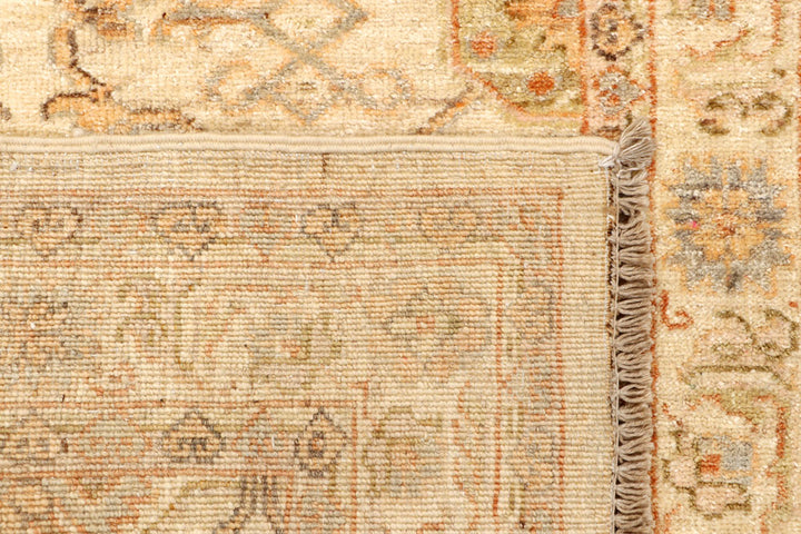 Blanched Almond Ziegler 2' 7 x 7' 11 - No. 65475 - ALRUG Rug Store